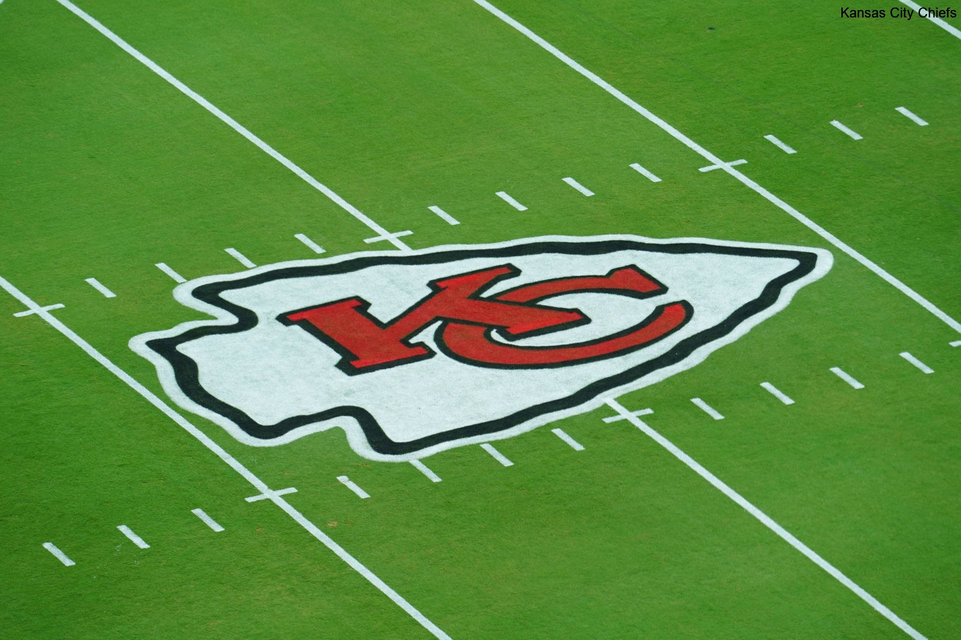 Mike Caliendo Steps In After Injury for the Kansas City Chiefs