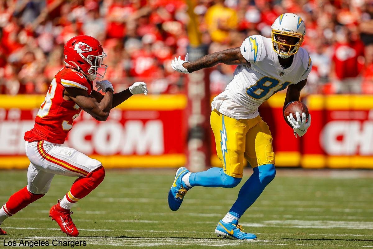 Derwin James Jr.'s Leadership for the Los Angeles Chargers Derwin James Jr.'s Leadership for the Los Angeles Chargers
