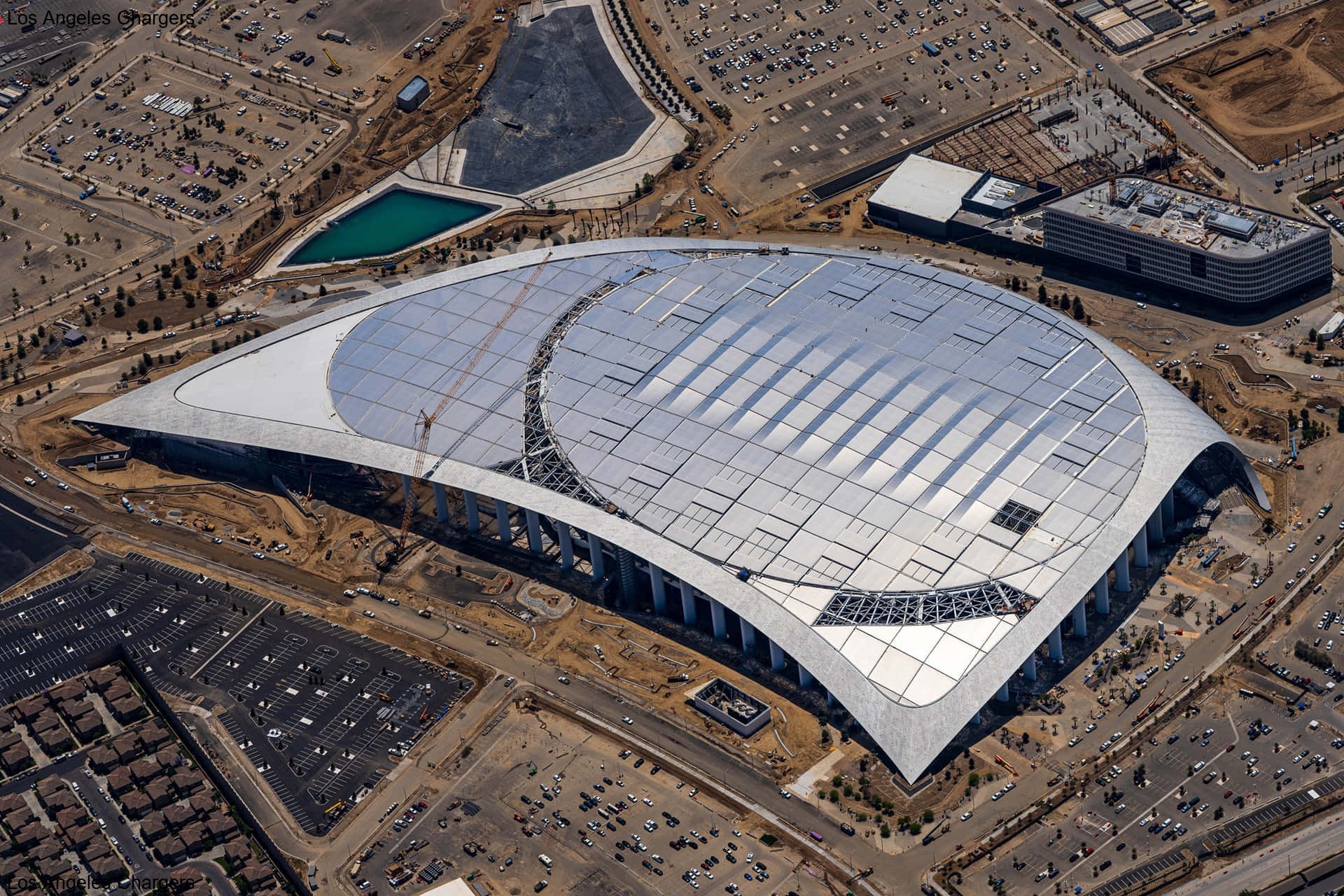 Tuli Tuipulotu's Rise in the Los Angeles Chargers Lineup